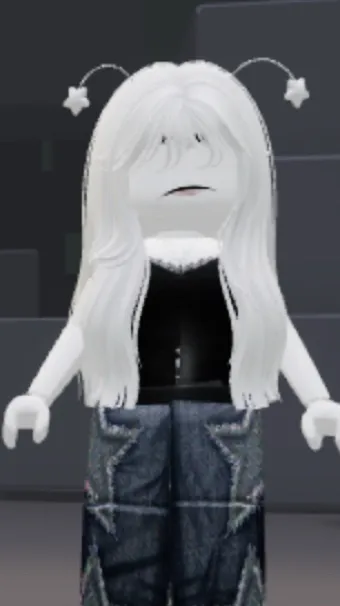 ai character: Analise Moonshine background