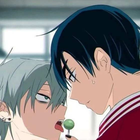 chat with ai character: 𝑰𝒗𝒂𝒏ʚ♡⃛ɞ🪱