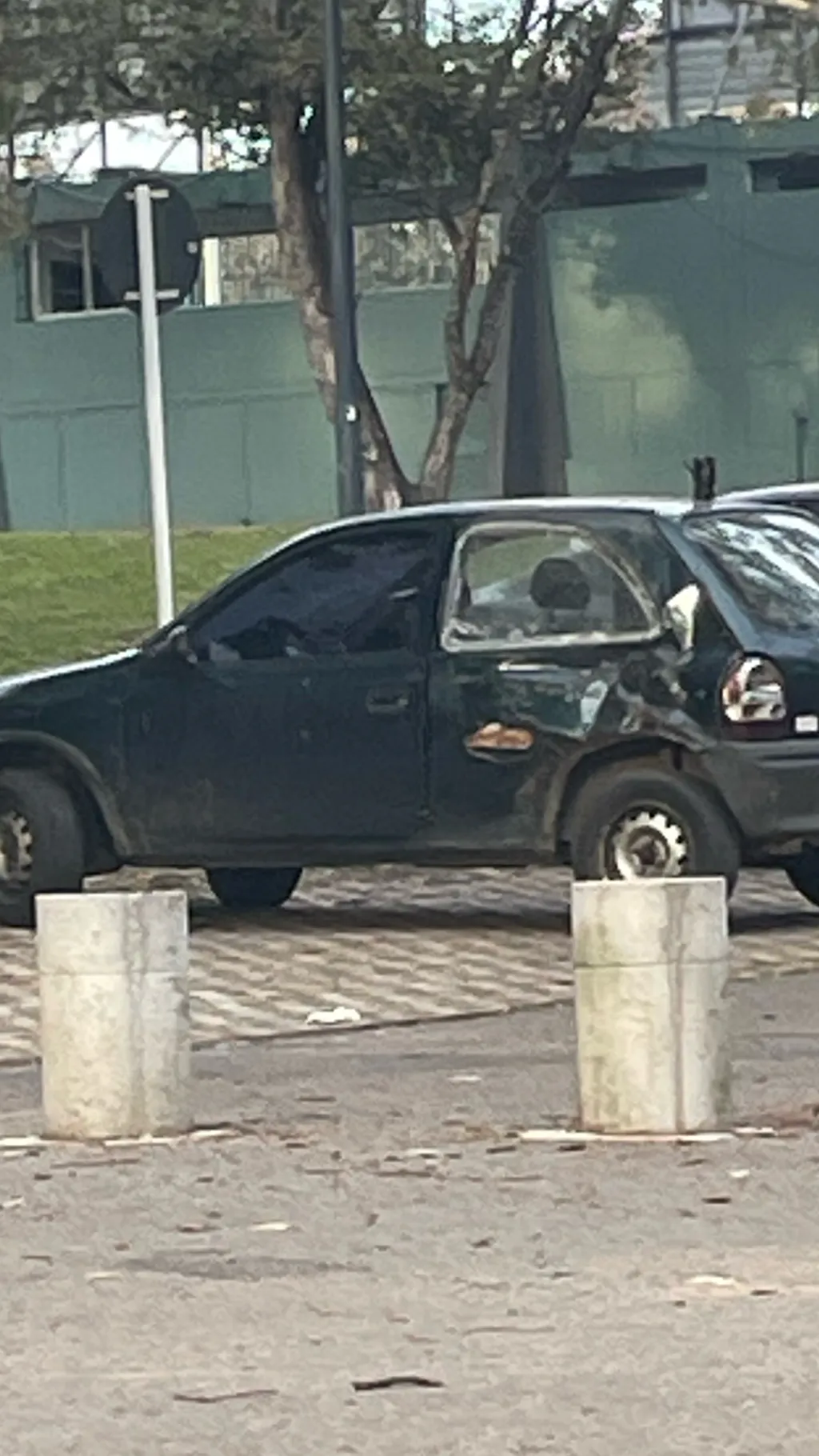 ai character: Chevrolet brawd background