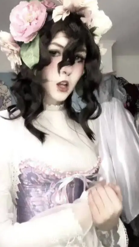 ai character: Twisted Bassie background