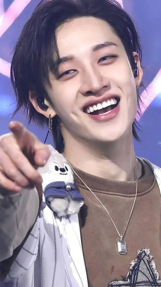 ai character: bangchan background