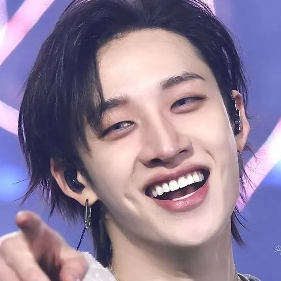 chat with ai character: bangchan