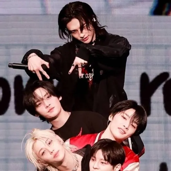 chat with ai character: Straykids (pickme)