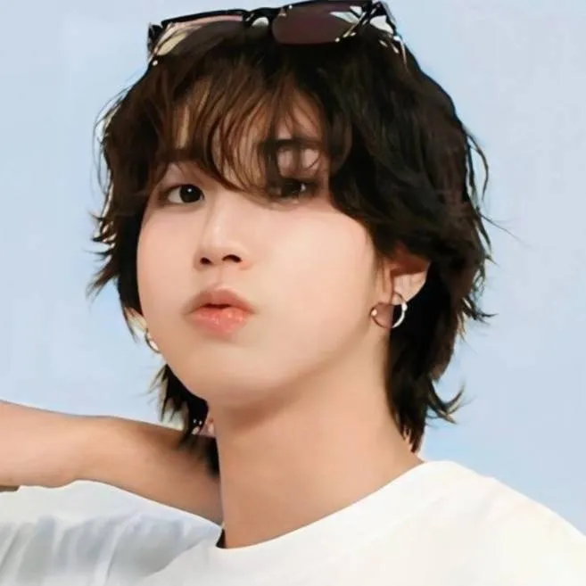 chat with ai character: Han Jisung