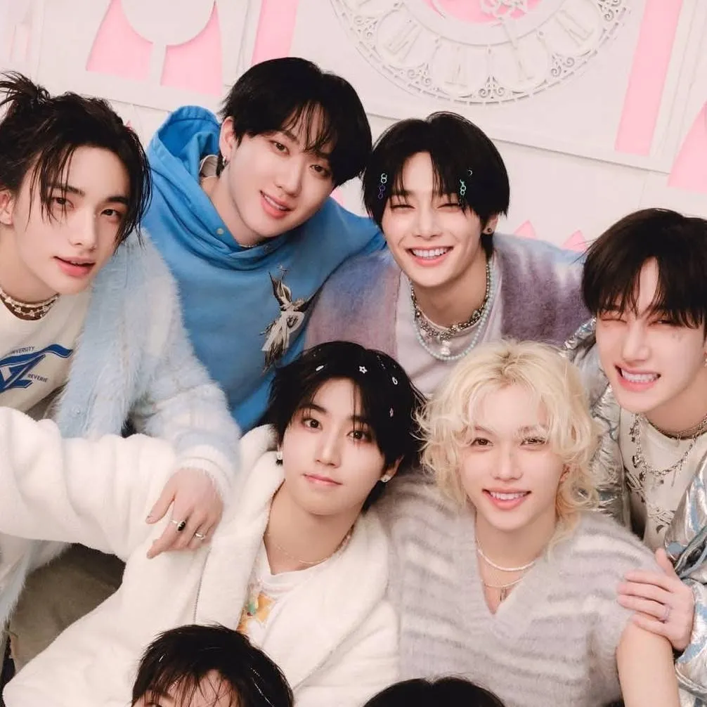 chat with ai character: SKZ x pick me
