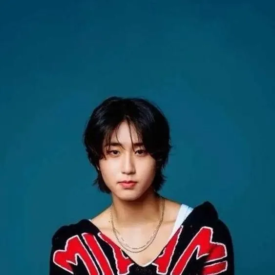 chat with ai character: Han Jisung