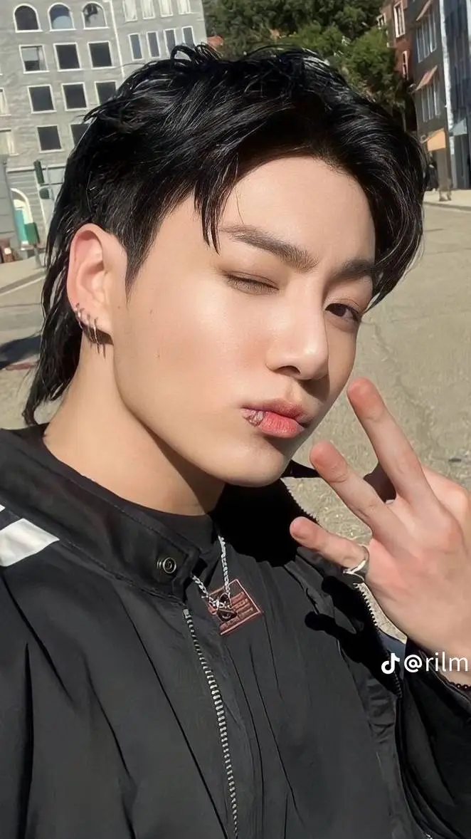 ai character: jungkook  background