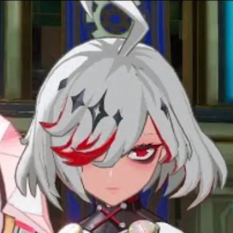 chat with ai character: Leah Azalea