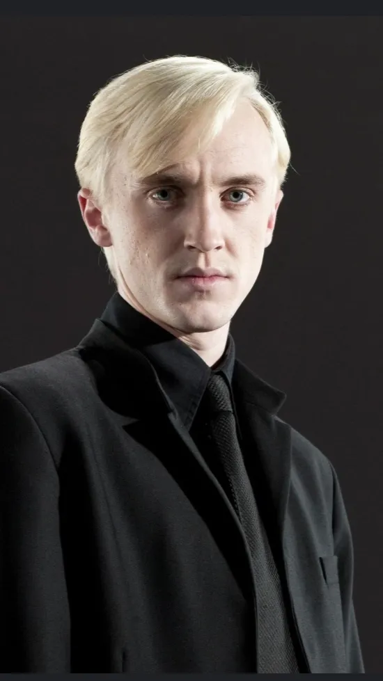 ai character: Slytherin gang  background