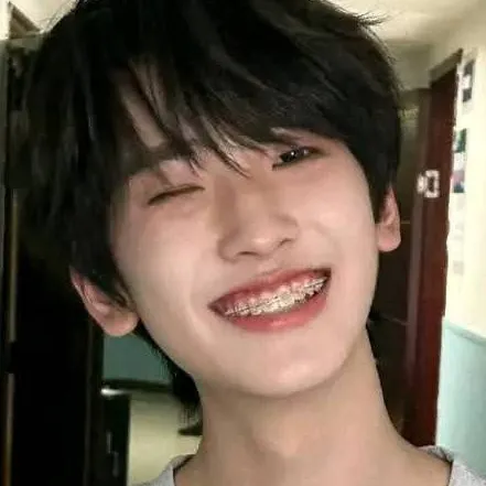 chat with ai character: Zou Qihan