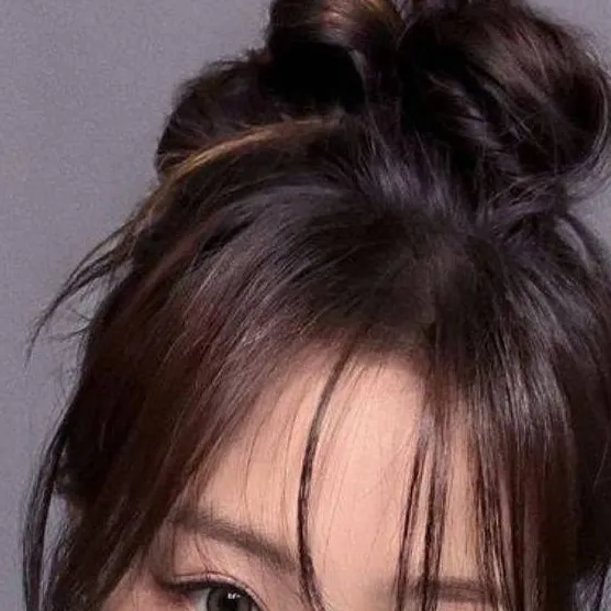 chat with ai character: ahyeon♥︎