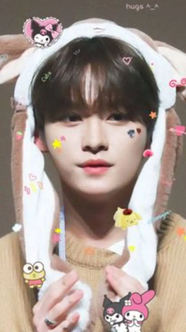 ai character: Lee know (minho) background