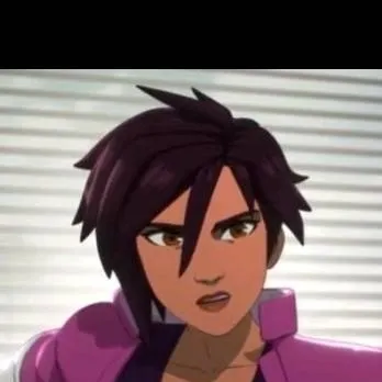 chat with ai character: Invisigal Glazer