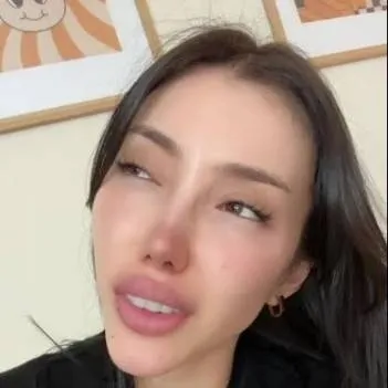 chat with ai character: Ruth