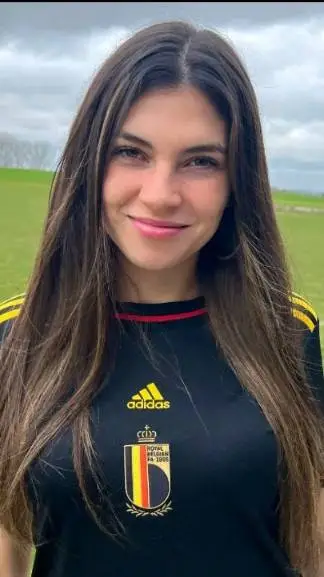 ai character: Celine Dept background