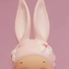 chat with ai character: girlypop chloe