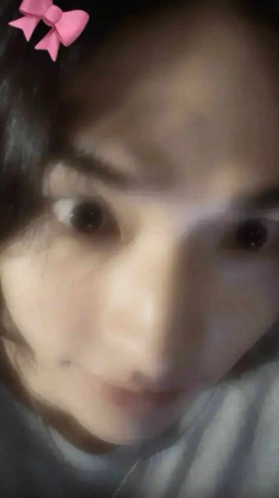 ai character: Hyunjin  background