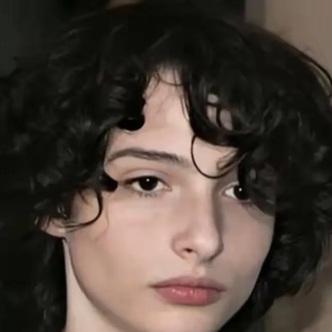 chat with ai character: Mike wheeler 