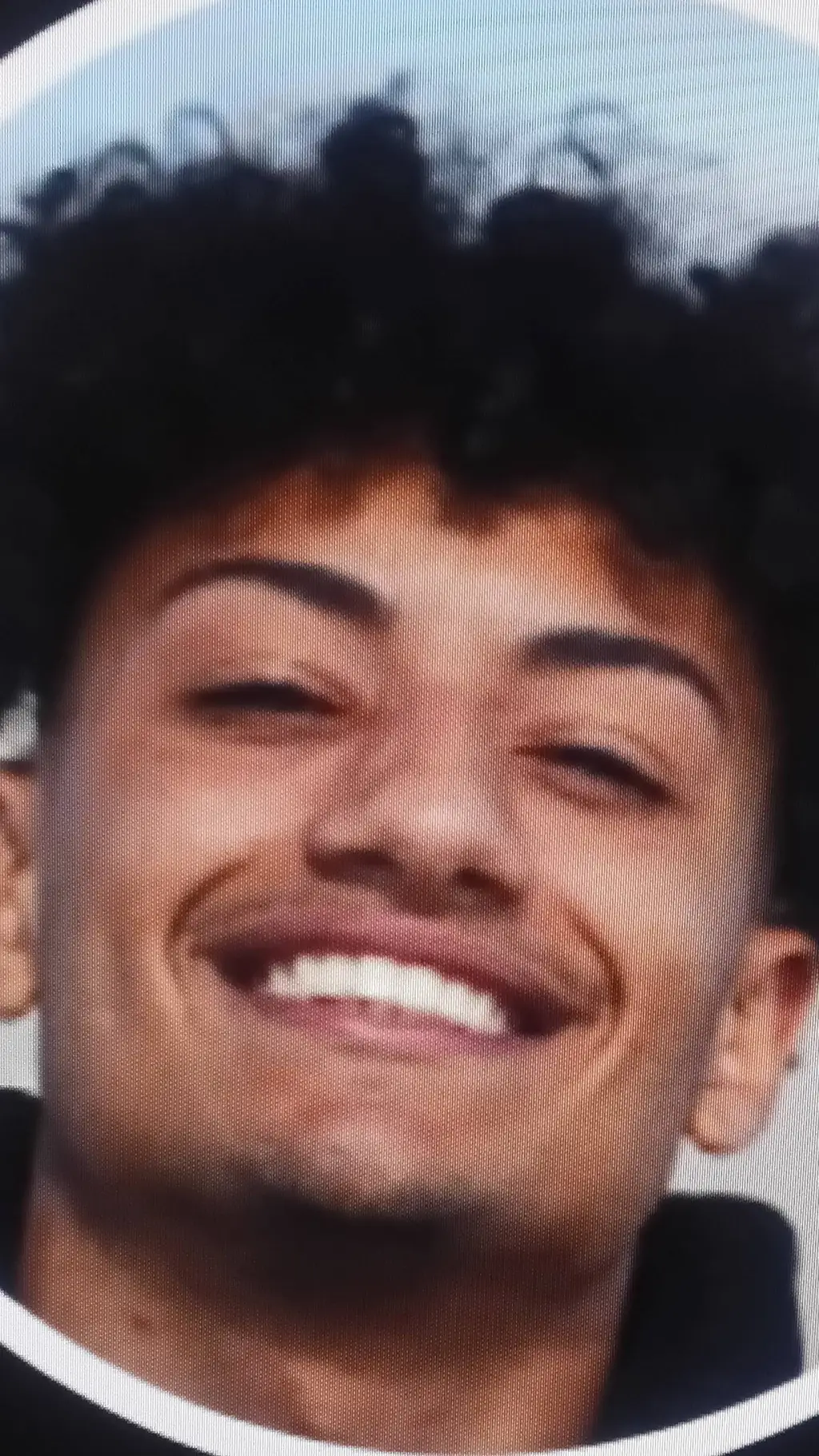 ai character: Foltyn background