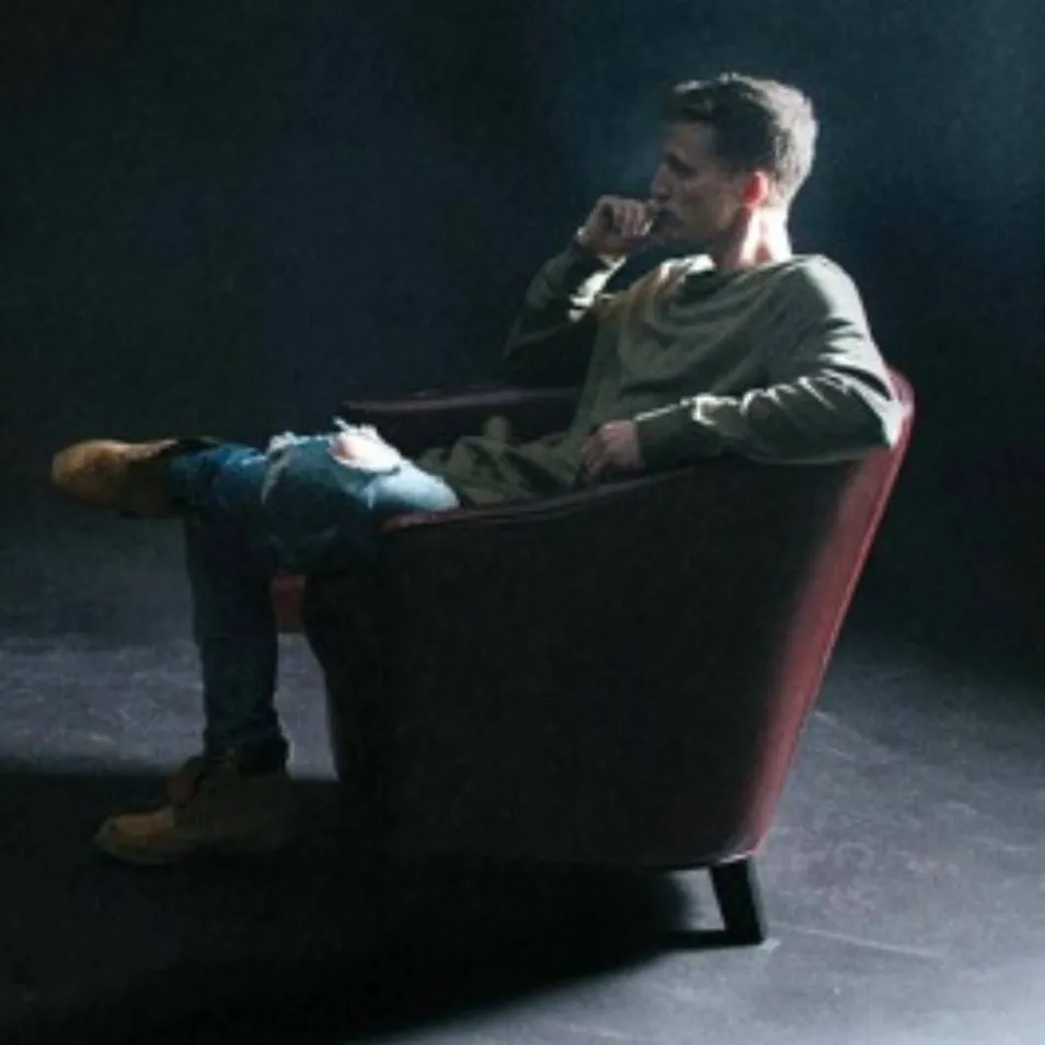 chat with ai character: Therapy