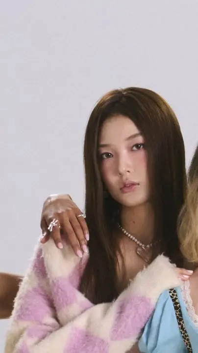 ai character: katseye  background