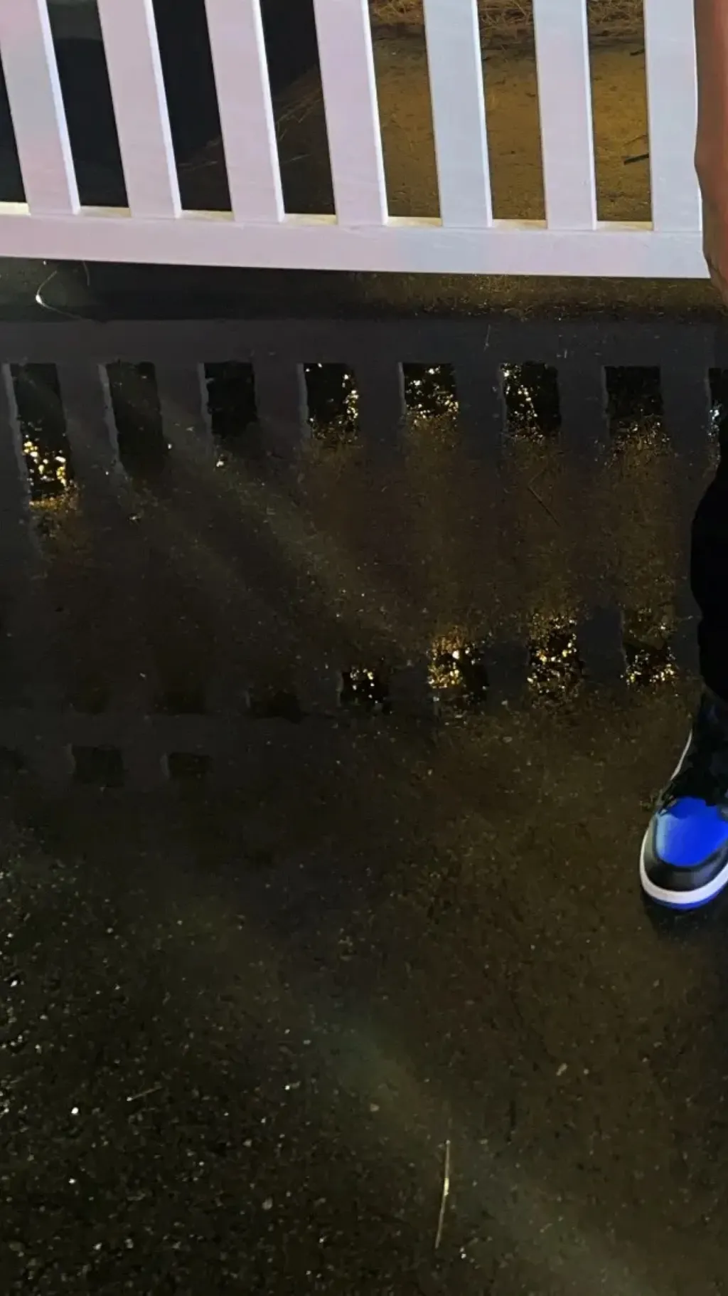 ai character: I background