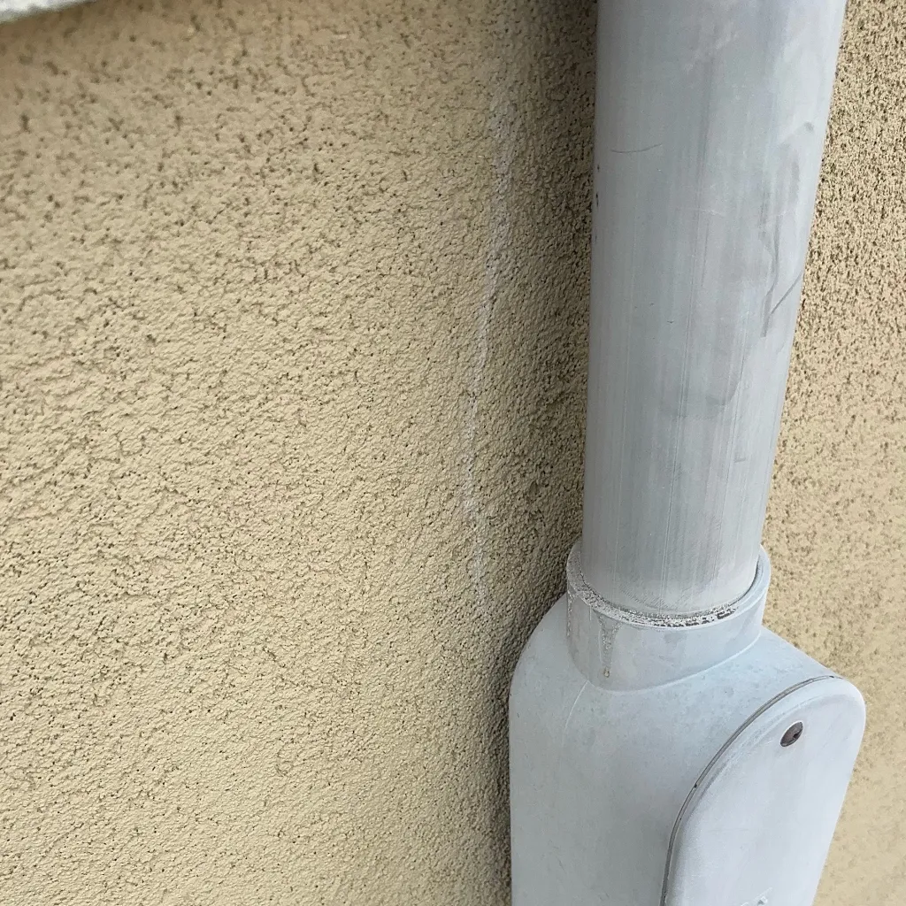 chat with ai character: Liz ￼