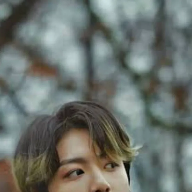 chat with ai character: Jeon Jungkook 