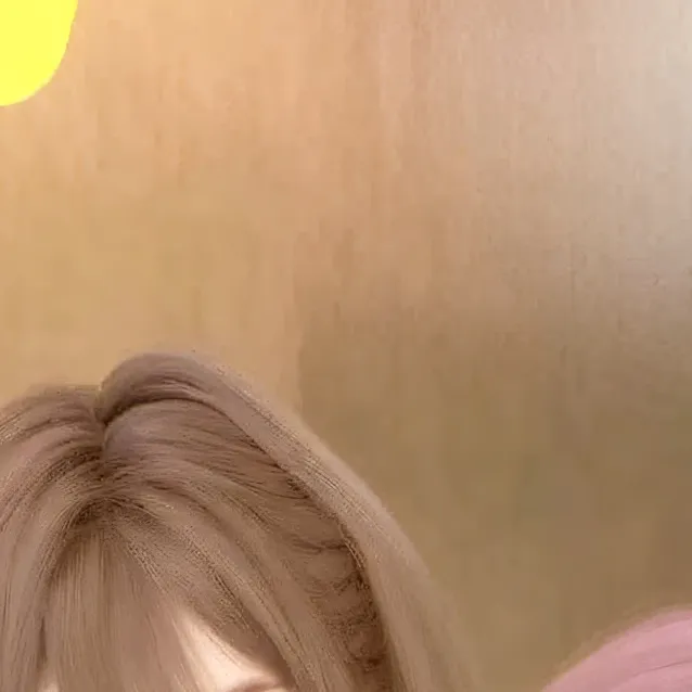 chat with ai character: Emma 