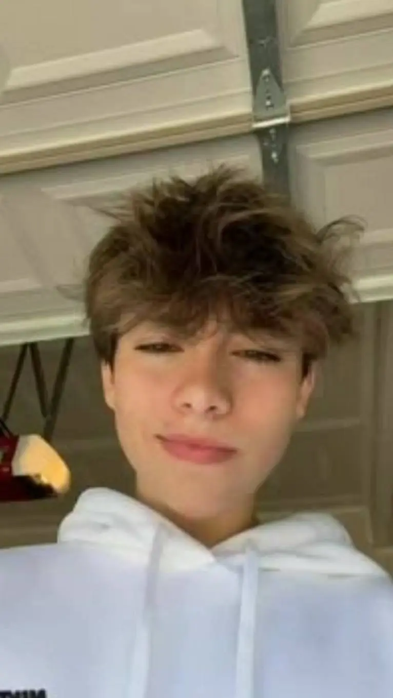 ai character: Nico background