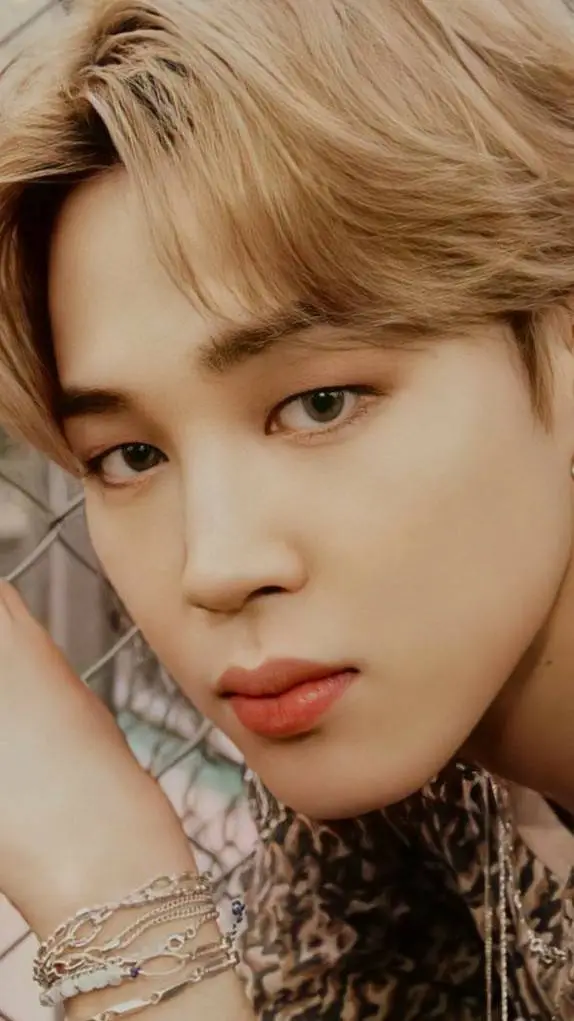 ai character: JIMIN MARITO  background
