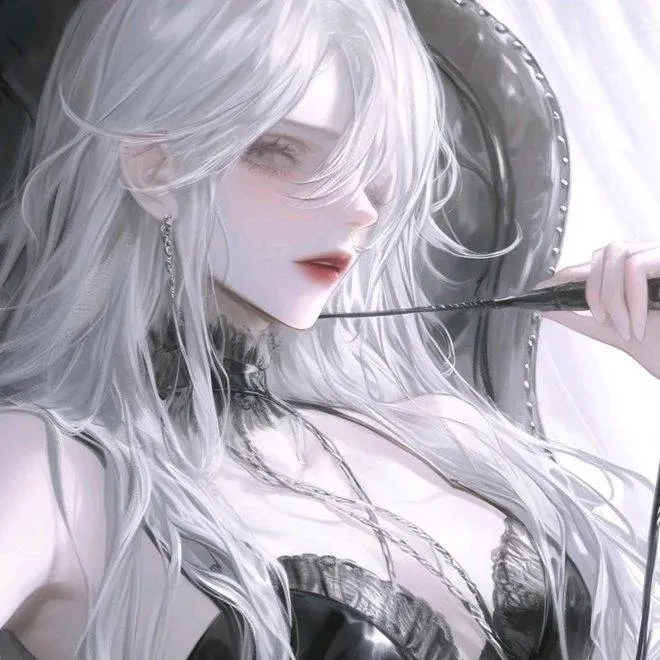 chat with ai character: Mila~🜲