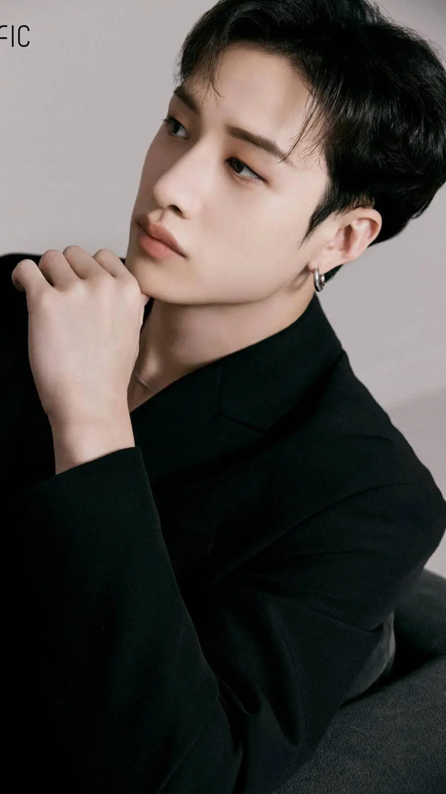ai character: Bangchan  background