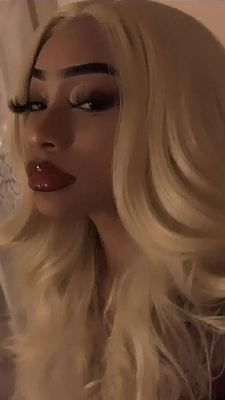 ai character: ~❤~Jade~❤~ background