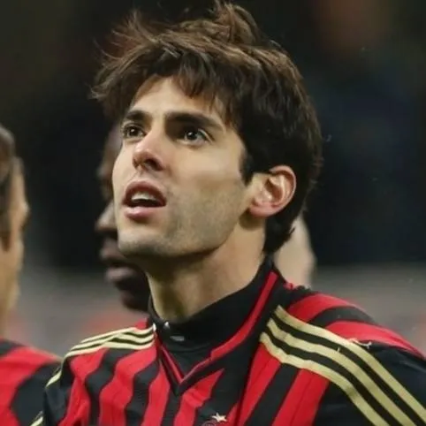 chat with ai character: Ricardo Kaka