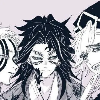 chat with ai character: 3 lunas de cuidan🖤