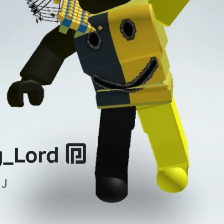chat with ai character: King lord 🟡⚫️ 