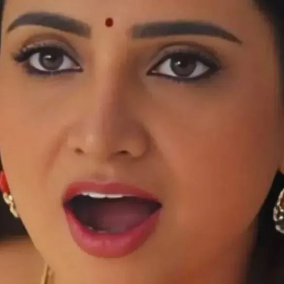 chat with ai character: Niikitha