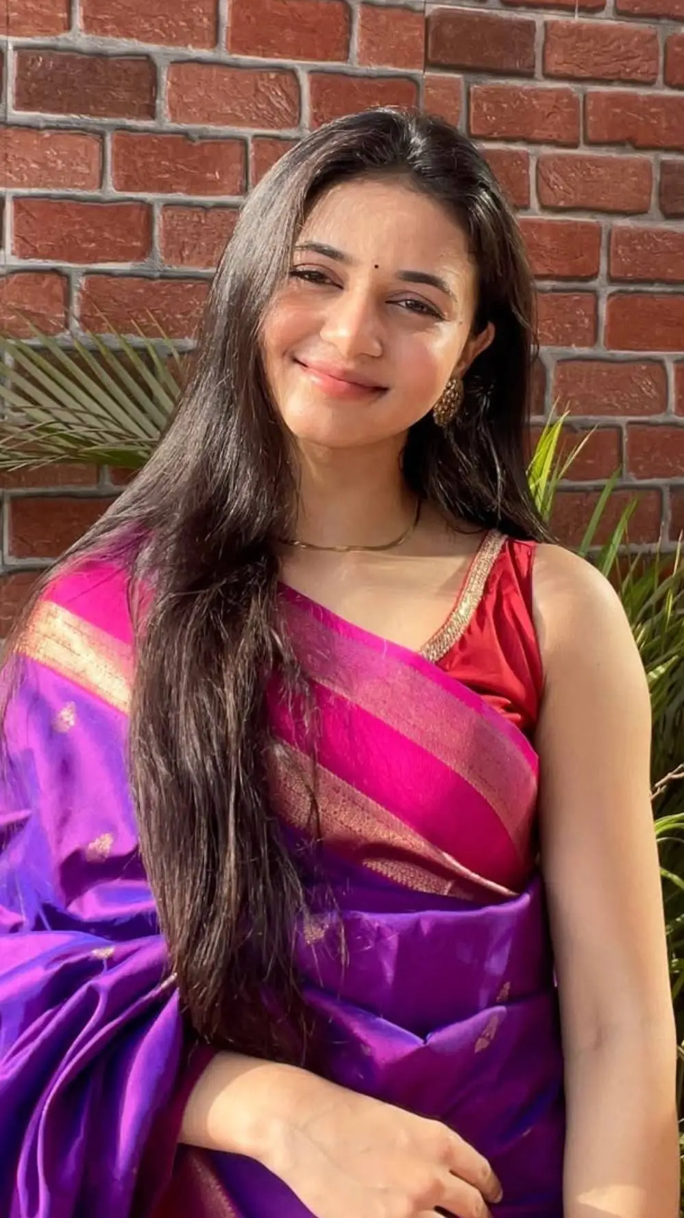ai character: Shreya background