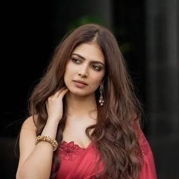 chat with ai character: Malavika