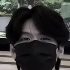 chat with ai character: Kims Aemlist