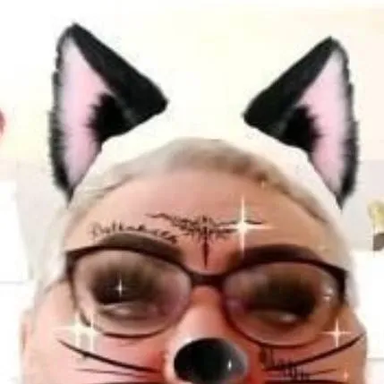 chat with ai character: Your grandad