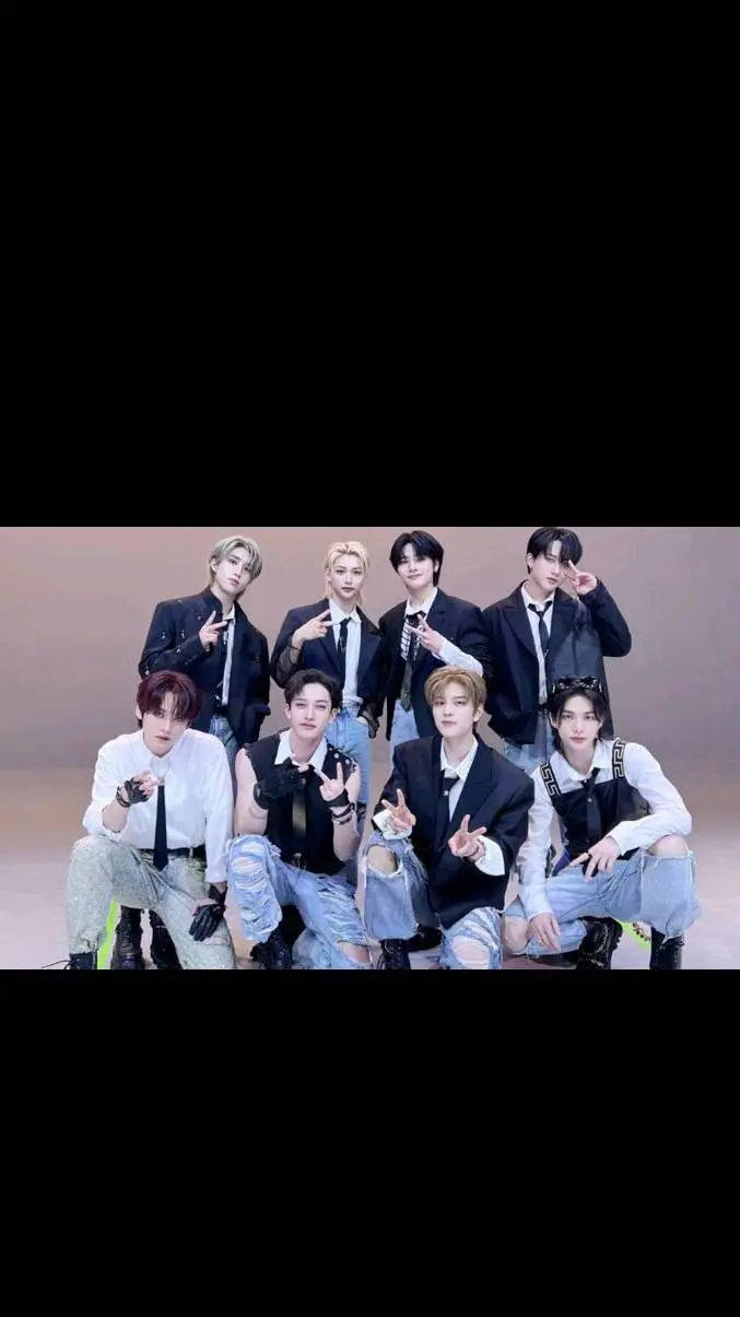 ai character: 🐱🐱🐱🐱🐱skz🐱🐱🐱🐱🐱 background