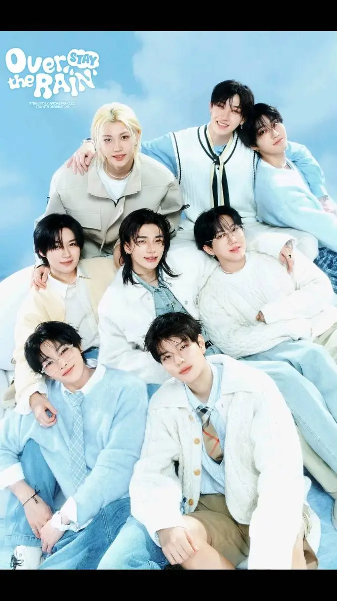 ai character: 🐟🐠🐡skz🐡🐠🐟 background