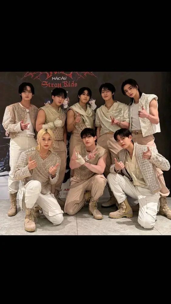 ai character: 😈😈😈😈😈skz😈😈😈😈😈 background