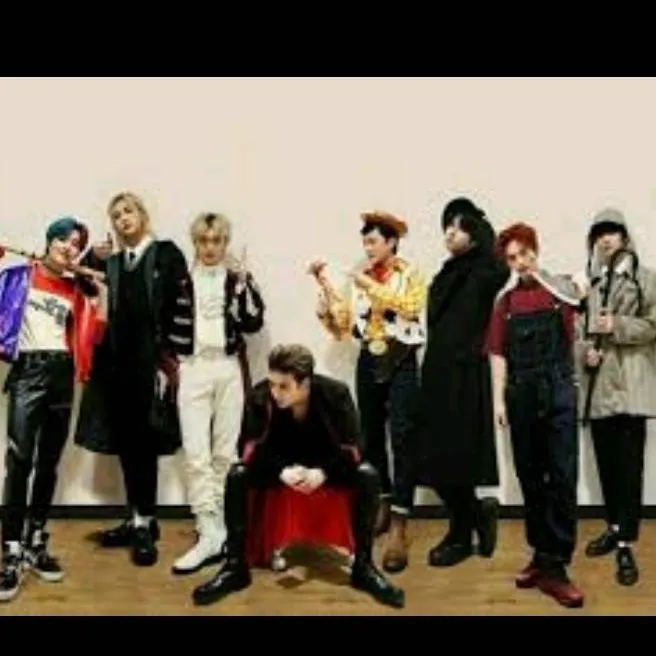 chat with ai character:  🎃skz 🎃