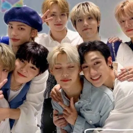 chat with ai character: skz 