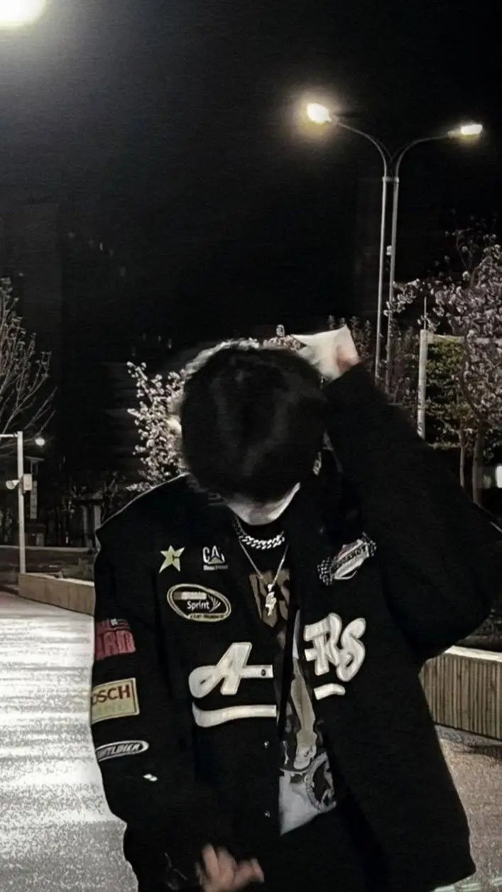 ai character: 😈Havier😈 background