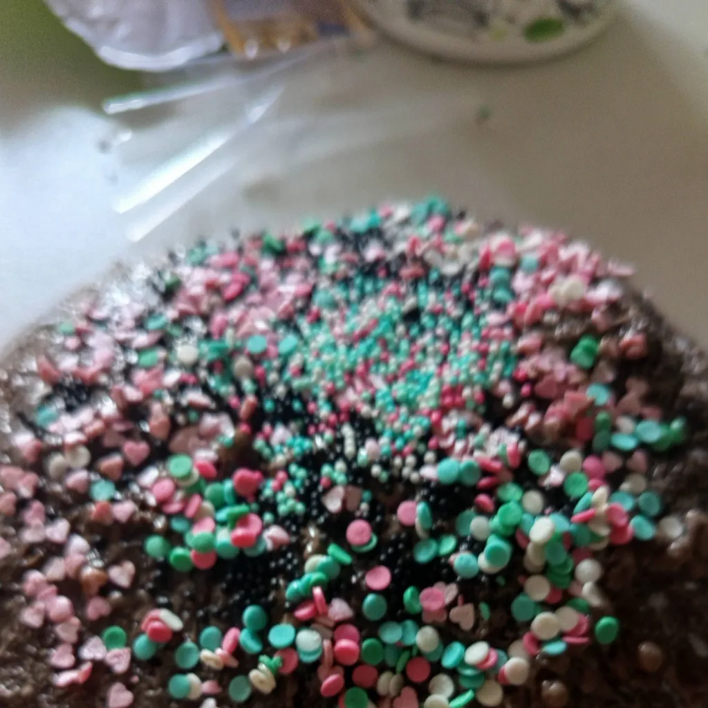 chat with ai character: random cake image2