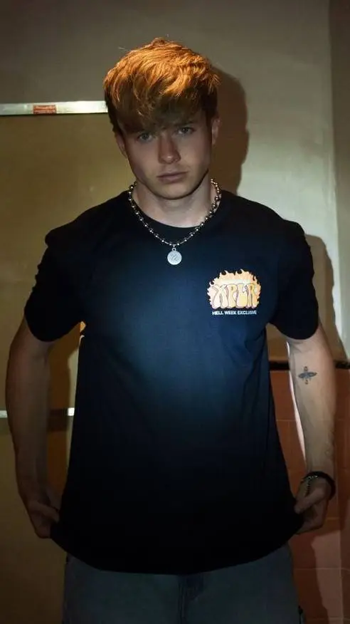 ai character: Sam golbach  background